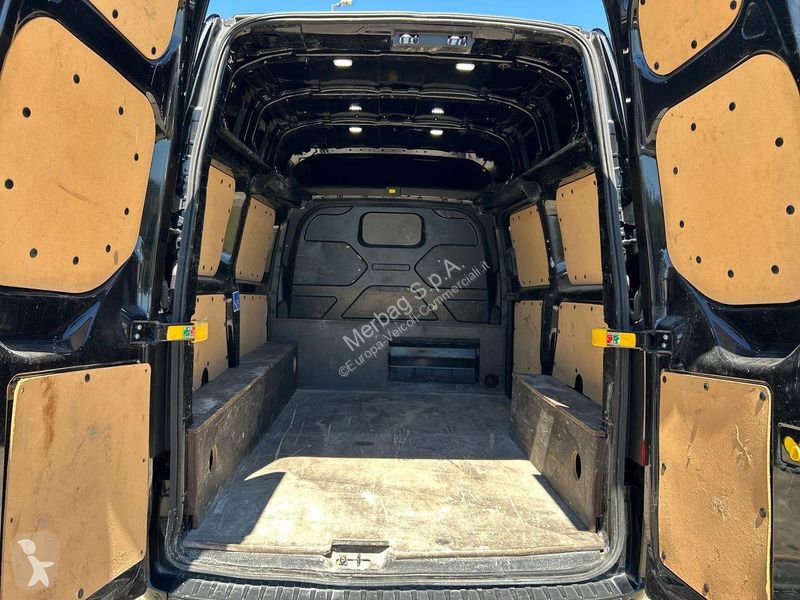 Furgoneta Ford 300 2.0 tdci 130cv Titanium L1H1...