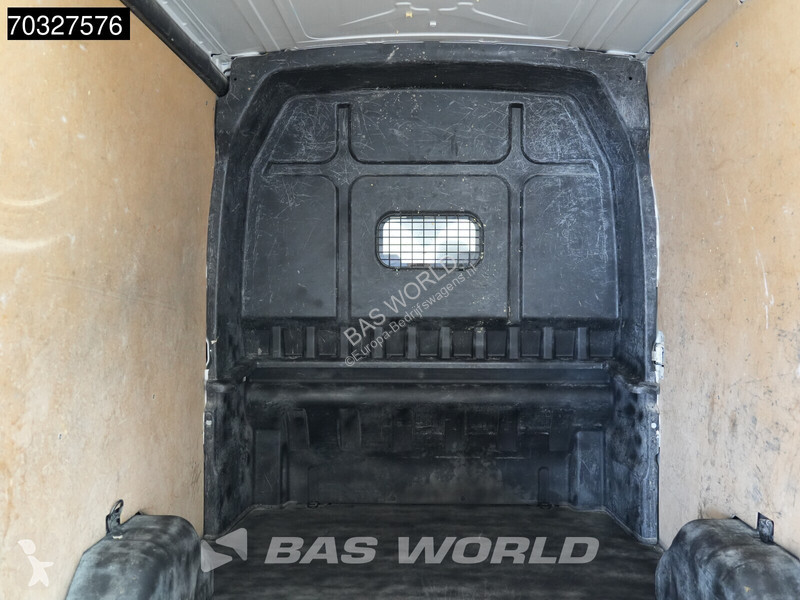 Autoutilitară Ford 130pk Dubbel Cabine L3H2...