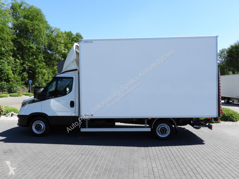 Furgoneta Iveco 35S18 DAILY
