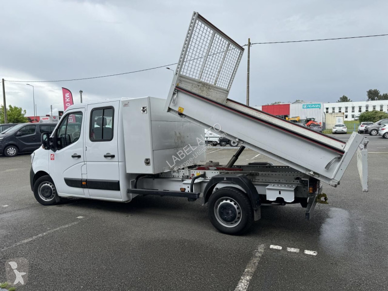 Véhicule utilitaire Renault 2.3