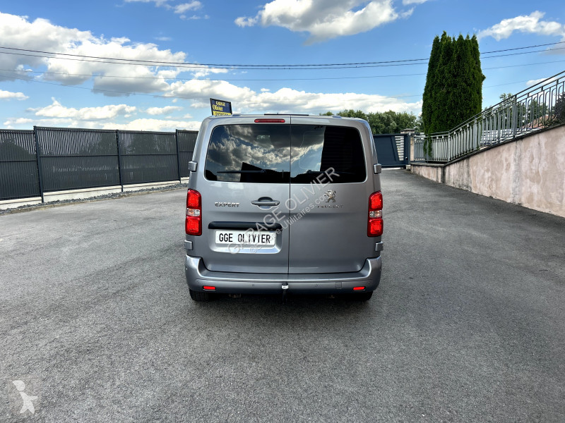 عربة نفعية Peugeot 2.0 Bluehdi 120 Premium Pack...