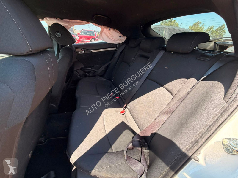 عربة نفعية Honda 1.0i VTEC 129 Executive / EZ200