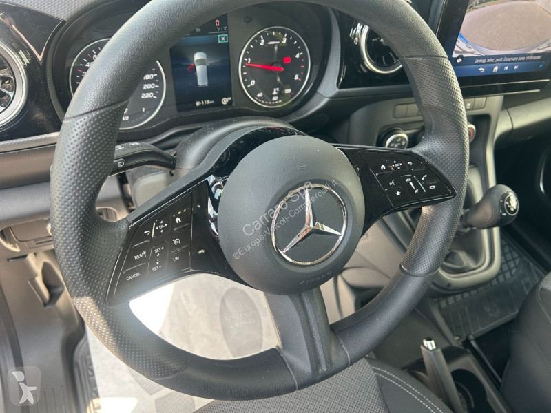 Furgoneta Mercedes W420/e