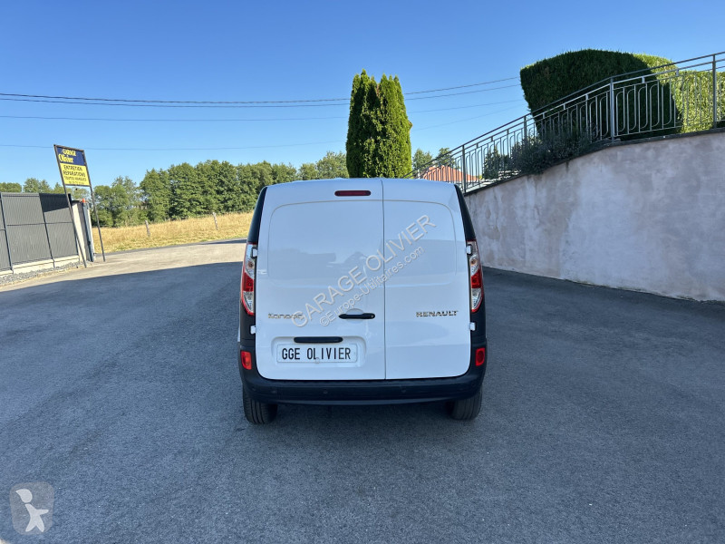 Véhicule utilitaire Renault 1.5 Blue dci 95...