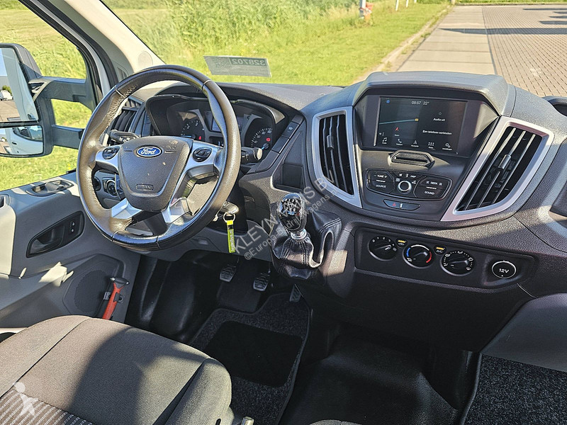 Varevogn Ford 350