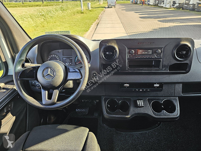Furgoneta Mercedes 55 kWh 168 km wltp