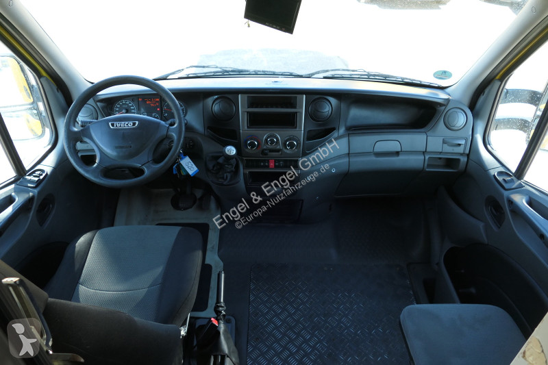 Veicolo commerciale Iveco Daily 35 S11 C30C...