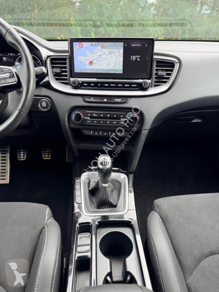 Véhicule utilitaire KIA 1.6 CRDI 136CH GT LINE...