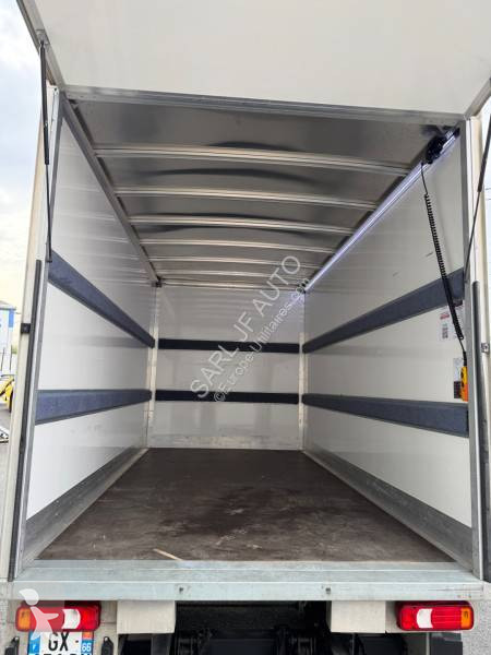 Samochód dostawczy Iveco