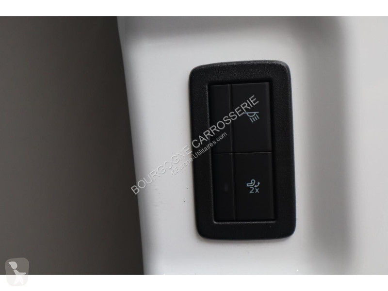 Véhicule utilitaire Ford TRANSIT CUSTOM 2.0...