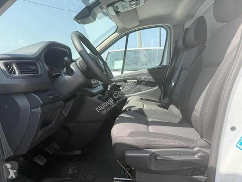 عربة نفعية Renault IV