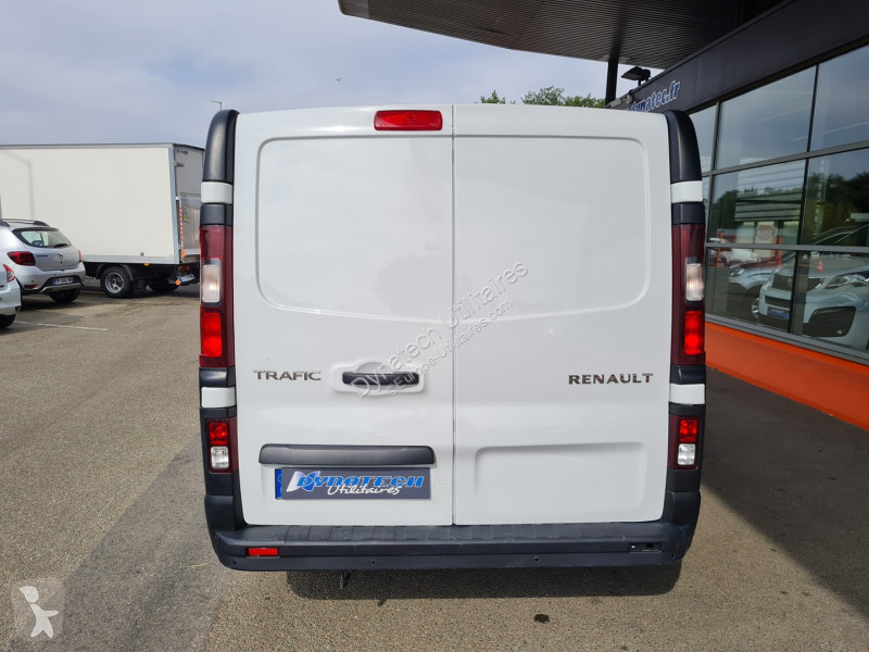 Véhicule utilitaire Renault TRAFIC III FG L1H1...