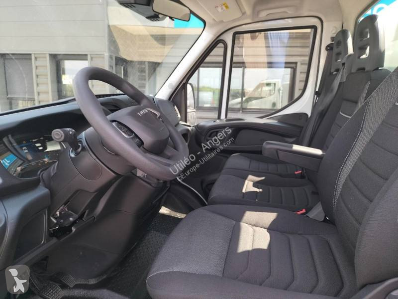 Samochód dostawczy Iveco