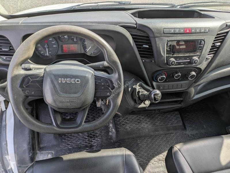 Véhicule utilitaire Iveco CCb 35C16H3.0...