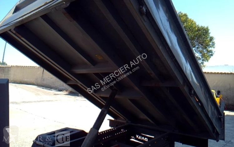 عربة نفعية Iveco