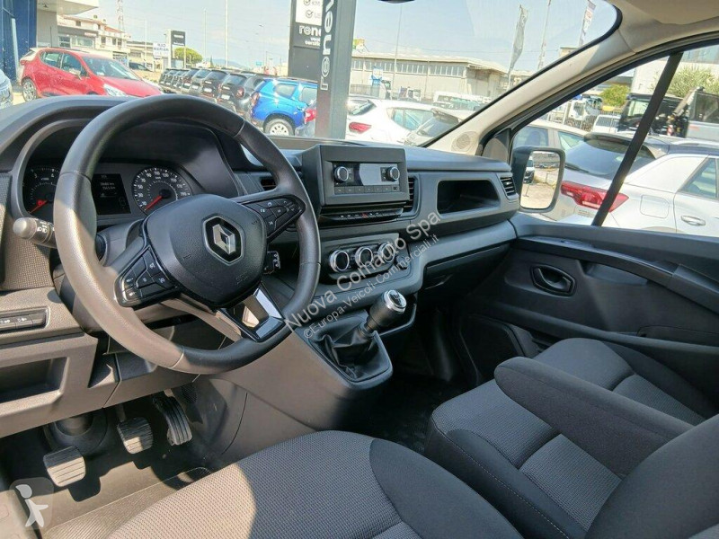 عربة نفعية Renault IV