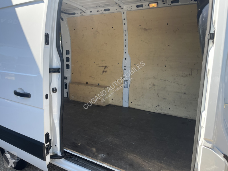 Véhicule utilitaire Renault MASTER III FG F3300...