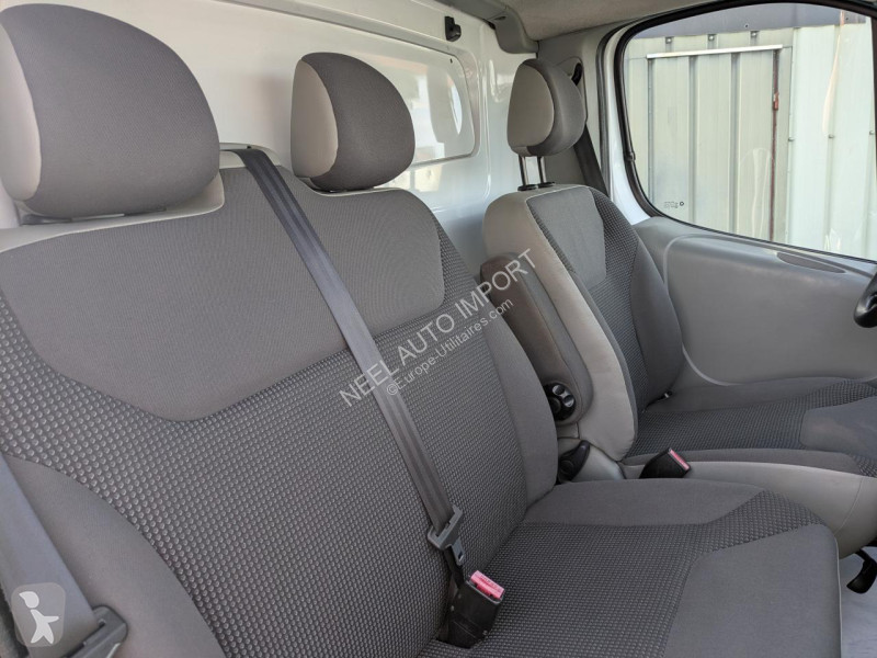 Véhicule utilitaire Opel VIVARO 2.0 CDTI 115CH...
