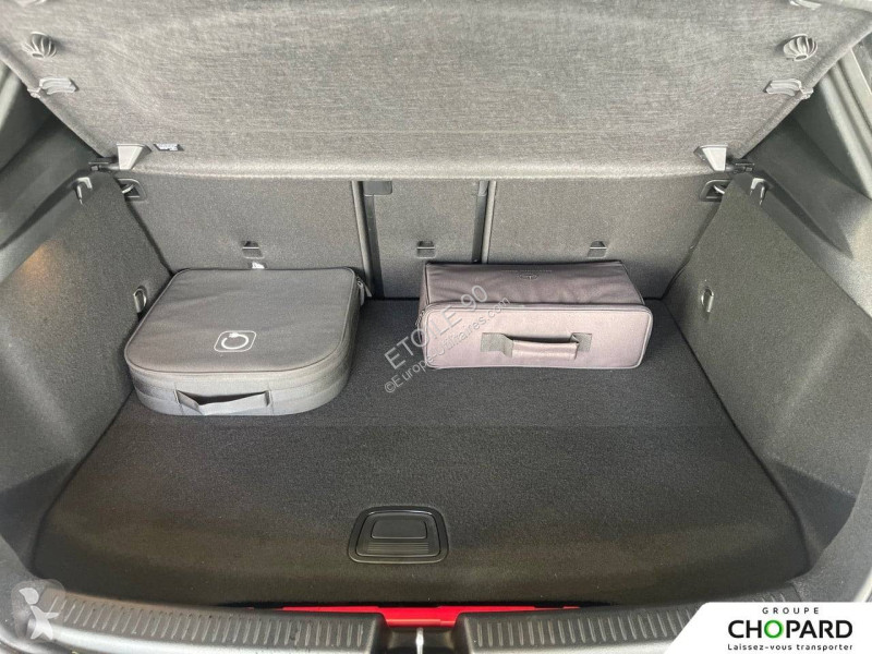 Véhicule utilitaire Mercedes Classe A 250 e 8G-DCT
