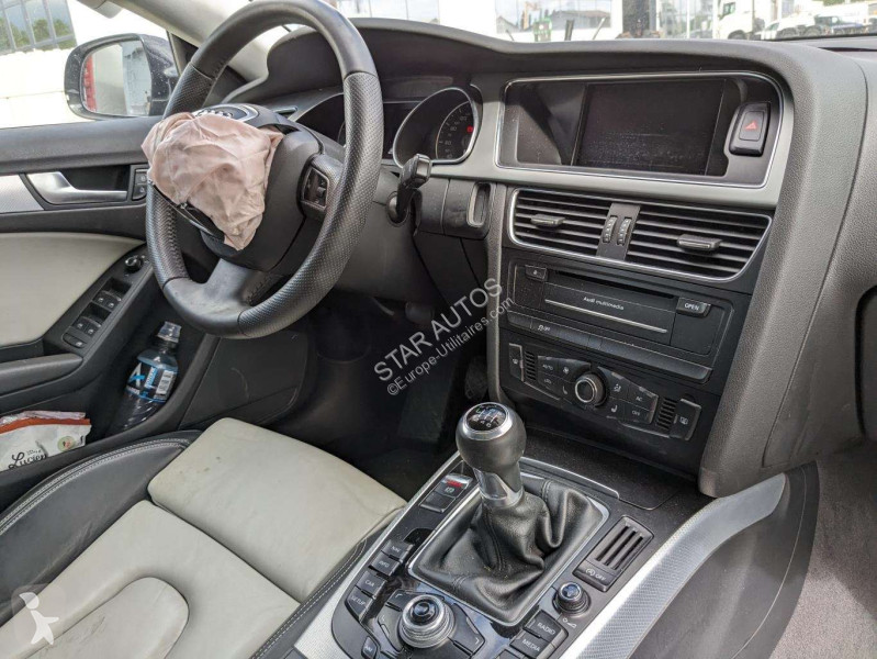 عربة نفعية Audi
