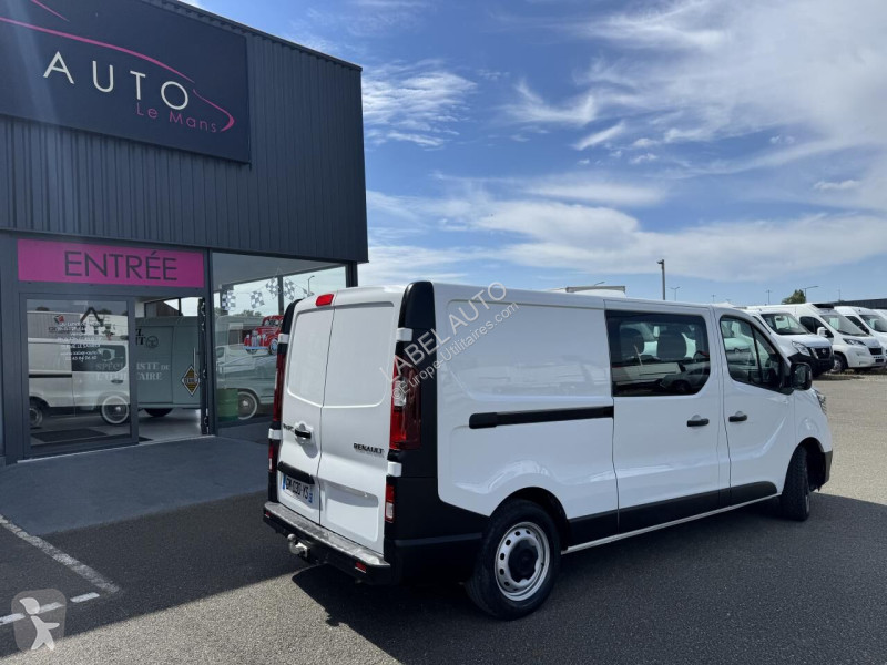 Véhicule utilitaire Renault 2.0