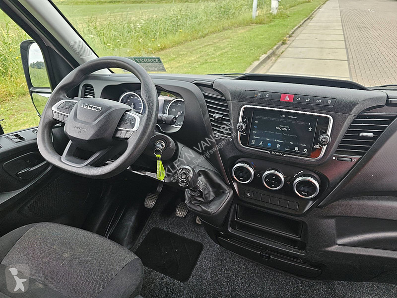 عربة نفعية Iveco 35C16 Bakwagen Laadklep!