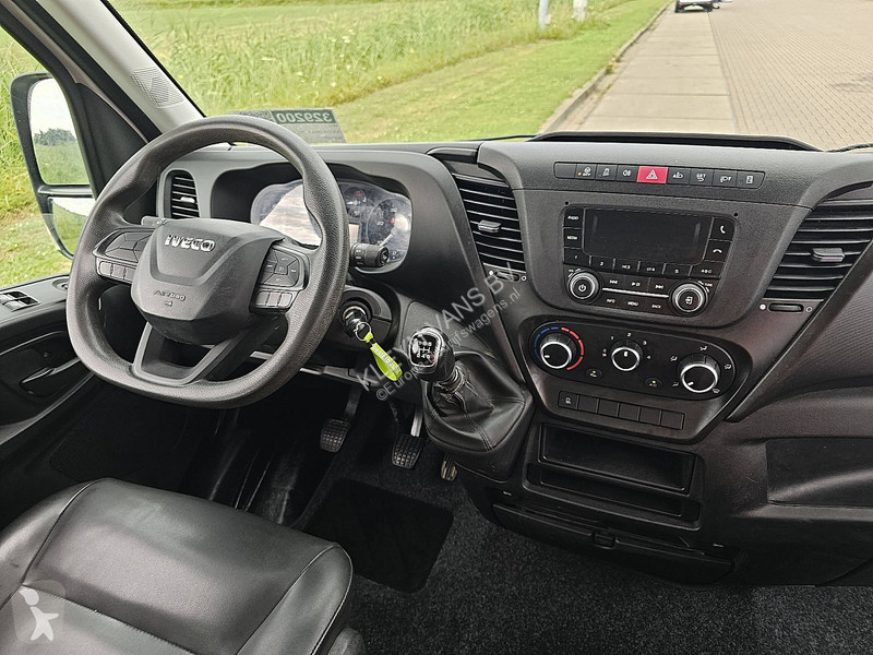 Furgoneta Iveco 35C16 DUBCAB 3.0Ltr Kipper