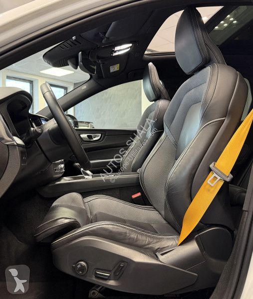 Bedrijfswagen Volvo XC60 / A PARTIR DE...
