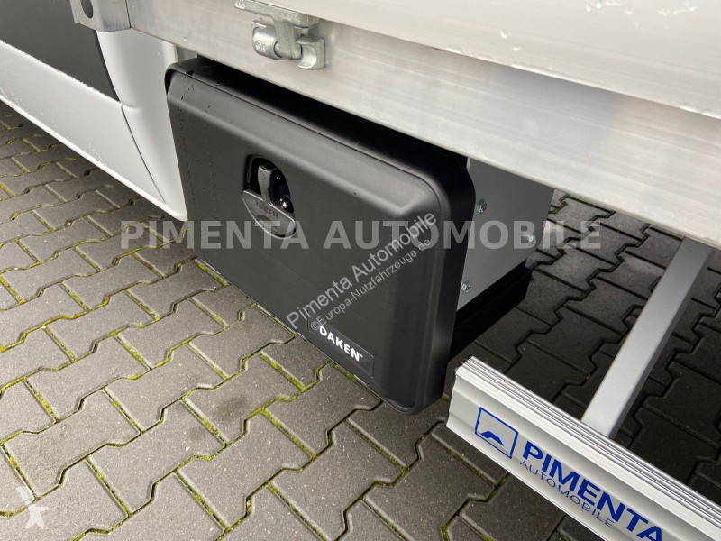 Furgoneta Mercedes 317/43 Doka...