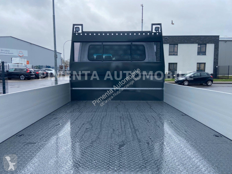 Furgoneta Mercedes 517 43 DOKA 5t PRITSCHE AHK...