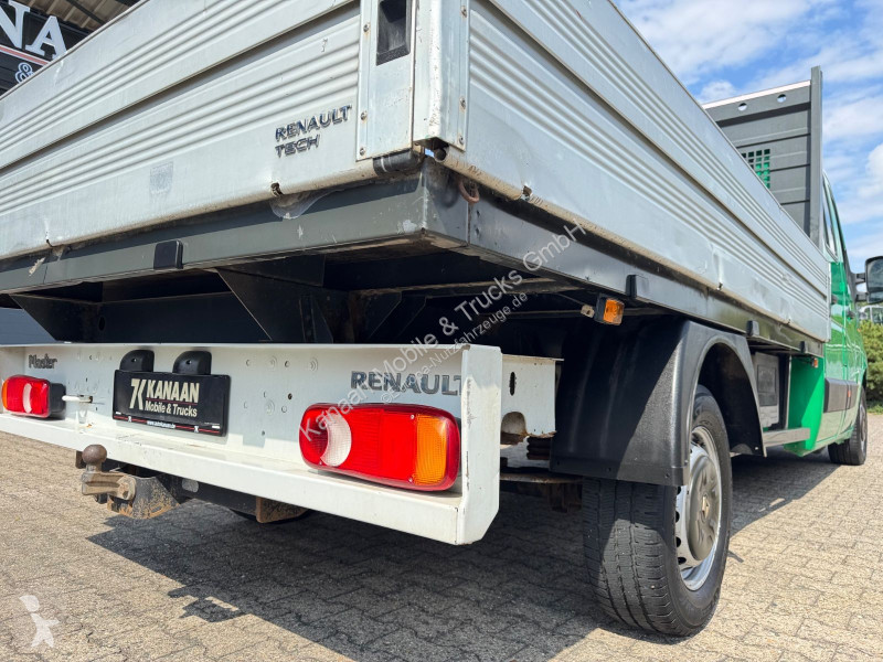 Véhicule utilitaire Renault III DoKa Pritsche...