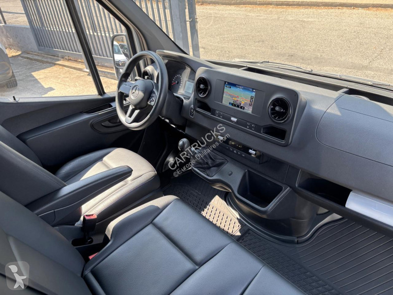 عربة نفعية Mercedes SPRINTER 33N 3.5t 311 CDI...