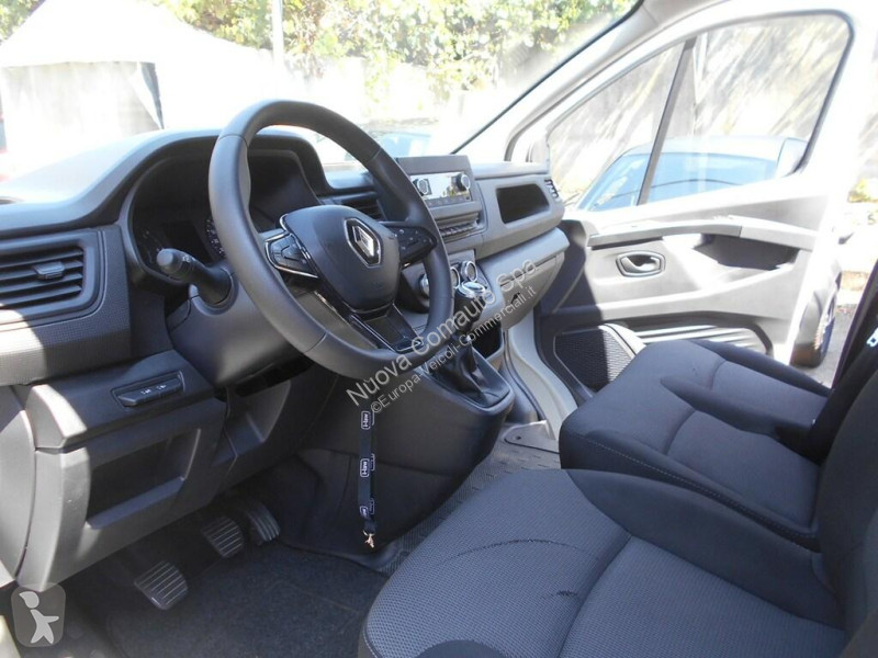 عربة نفعية Renault IV