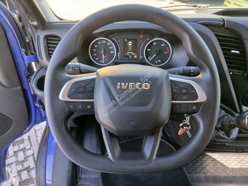 Furgoneta Iveco V