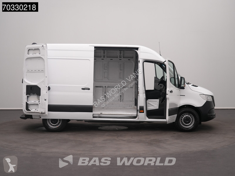 Véhicule utilitaire Mercedes 112 L2H2 100%...