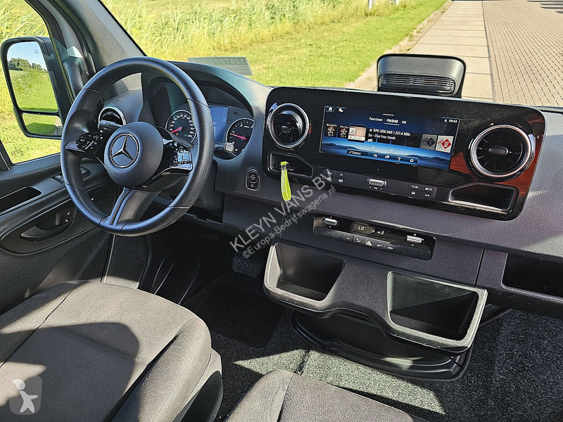 Bedrijfswagen Mercedes 317 L3H2 2.8T-Trekhaak!