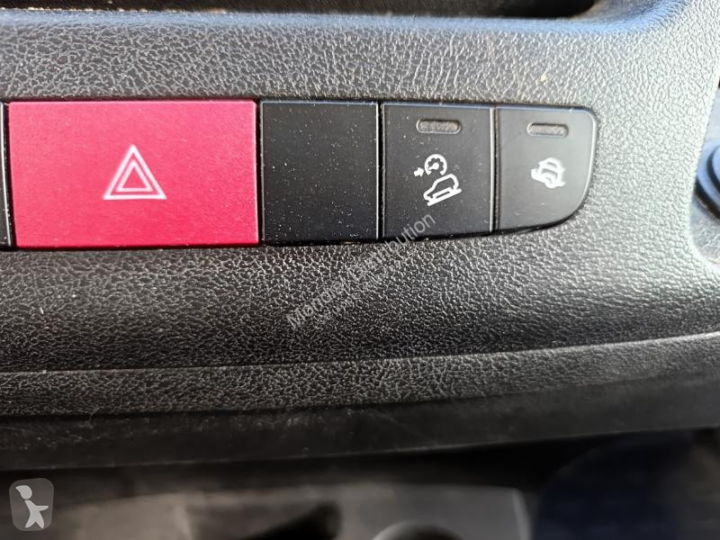 Nyttofordon Peugeot BENNE GRUAU + COFFRE 150CV