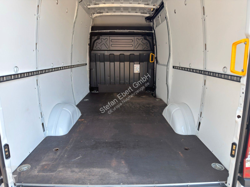 Furgoneta Iveco Iveco 35S14 *R3.520mm*AHK*Kamera*