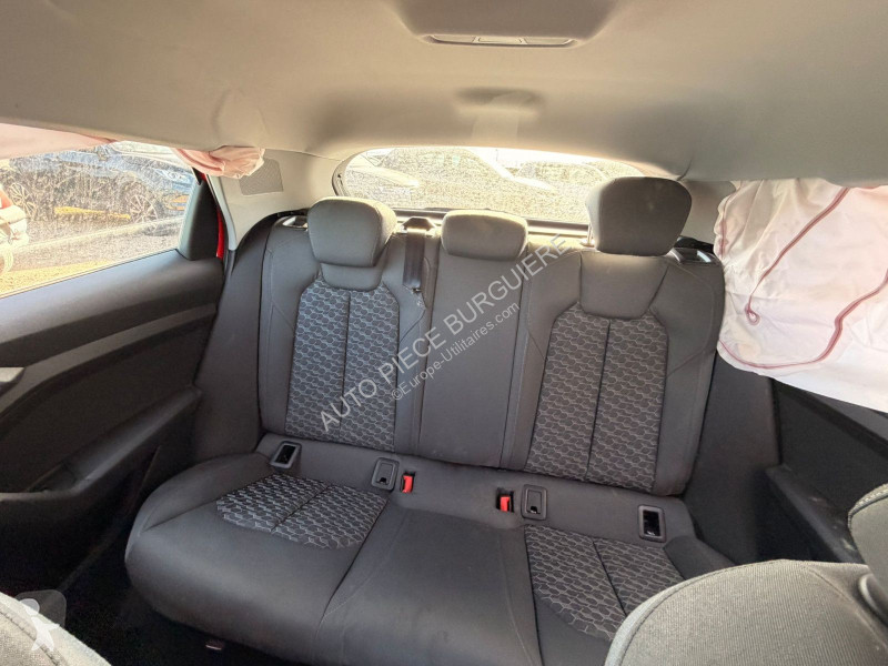 عربة نفعية Audi A1 II Sportback II 1.0 25 TFSi...