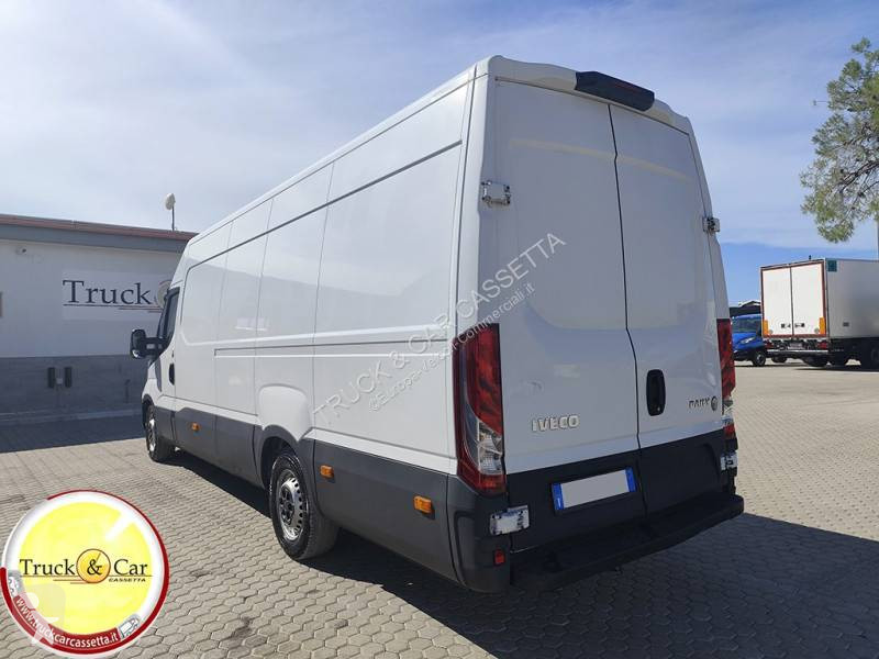 Furgoneta Iveco