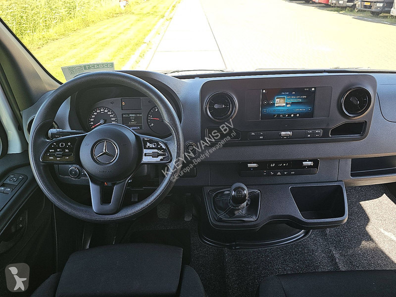 عربة نفعية Mercedes 515 Bakwagen Laadklep!