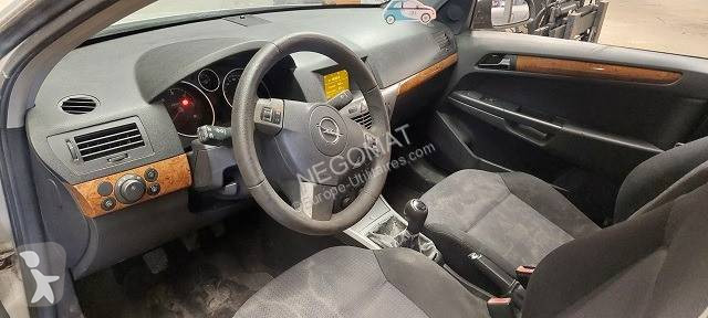 عربة نفعية Opel