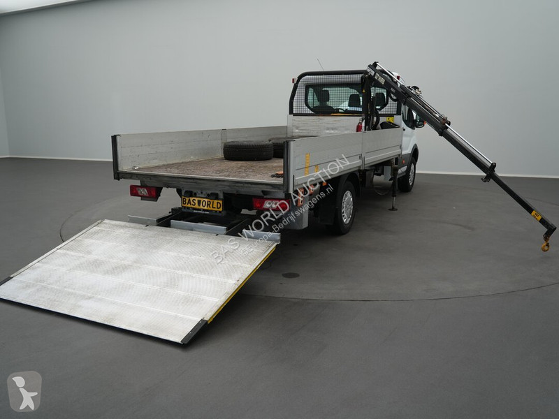 Лекотоварен автомобил Ford 155PK
