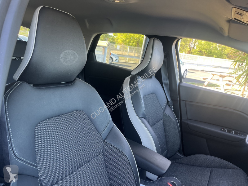 Užitkové vozidlo Renault II 1.6 E-TECH HYBRIDE...