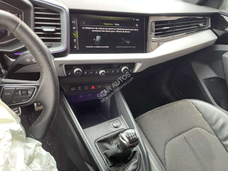 عربة نفعية Audi