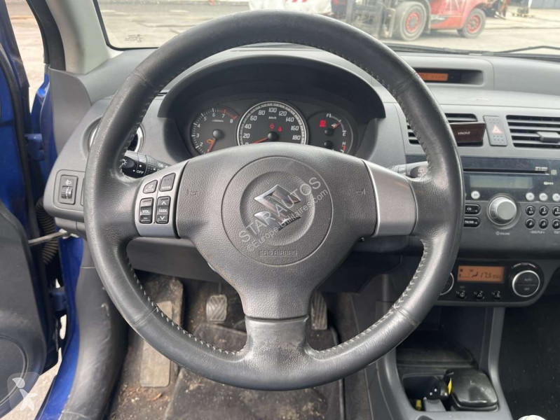 Véhicule utilitaire Suzuki