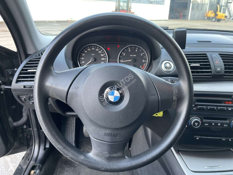 عربة نفعية BMW