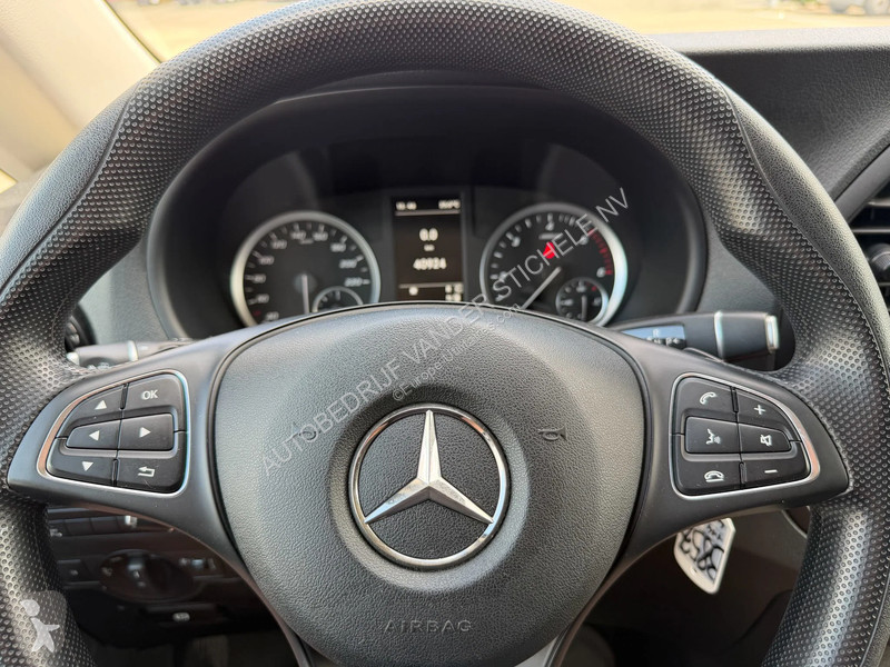 Furgoneta Mercedes 114 - L2 - AUTOMAAT