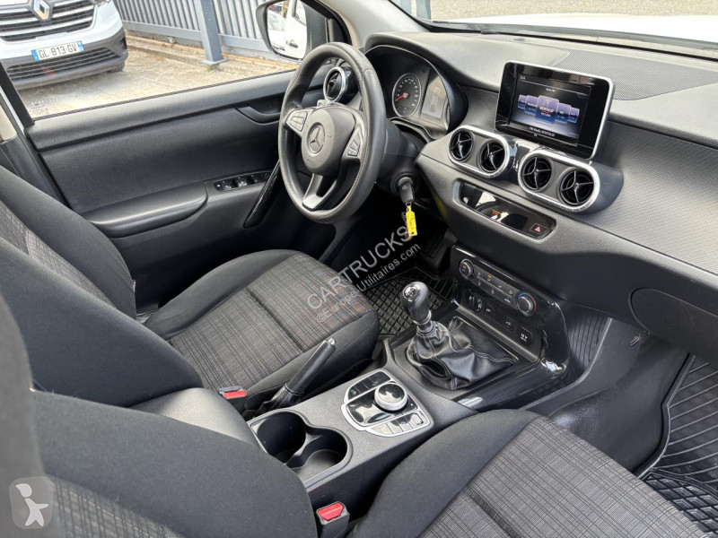 Nyttofordon Mercedes CLASSE X X 220 d  - BM 470...