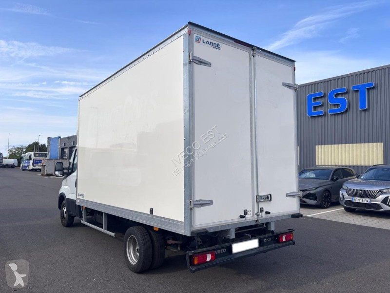 Véhicule utilitaire Iveco CCb 35C16 - 3 litres...